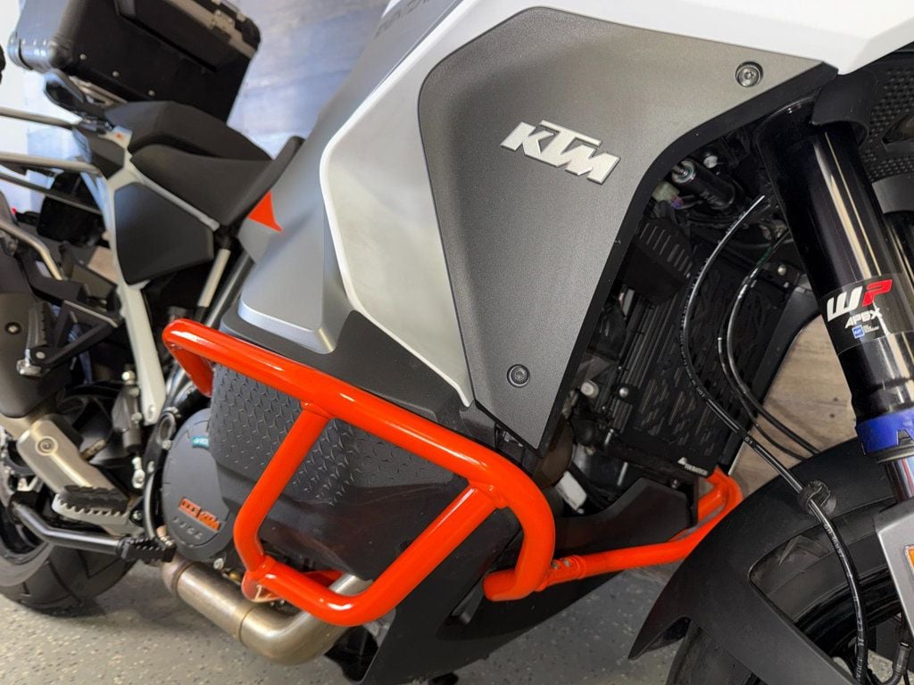 2024 KTM 1290 Super Adventure S LIKE NEW! - 22998303 - 7