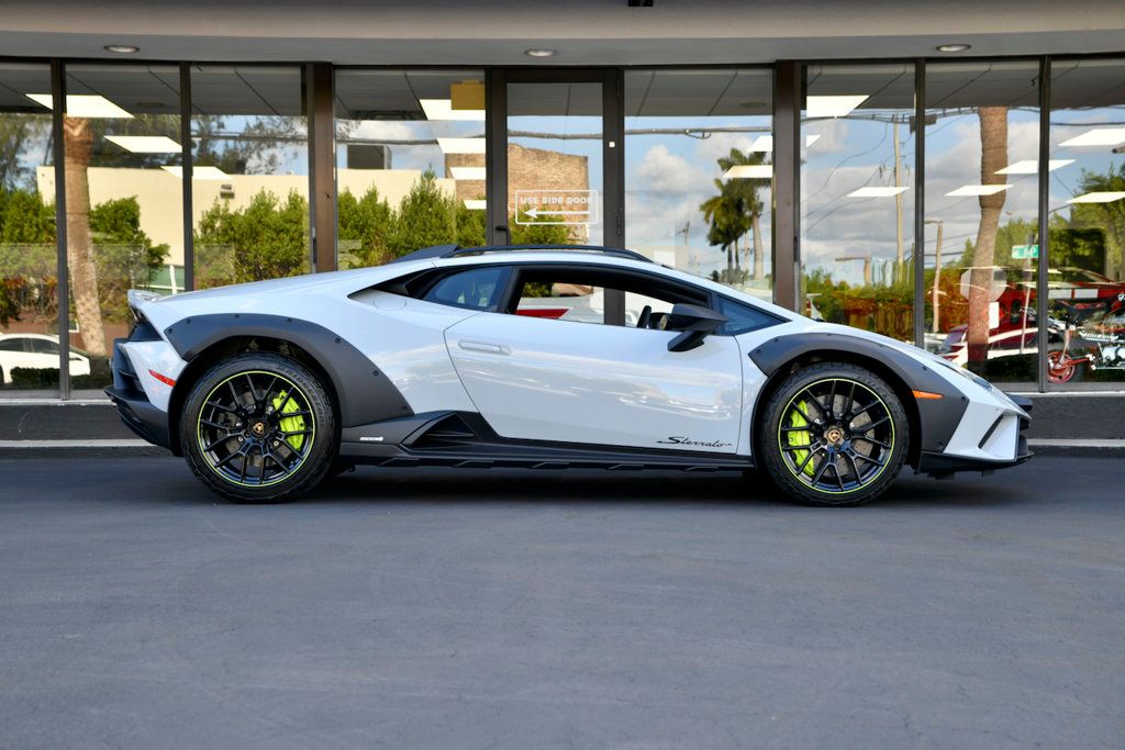 2024 Lamborghini Huracan Sterrato Coupe - 22423081 - 28