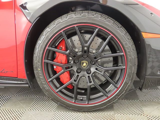 2024 Lamborghini Huracan Sterrato Coupe - 22894230 - 29