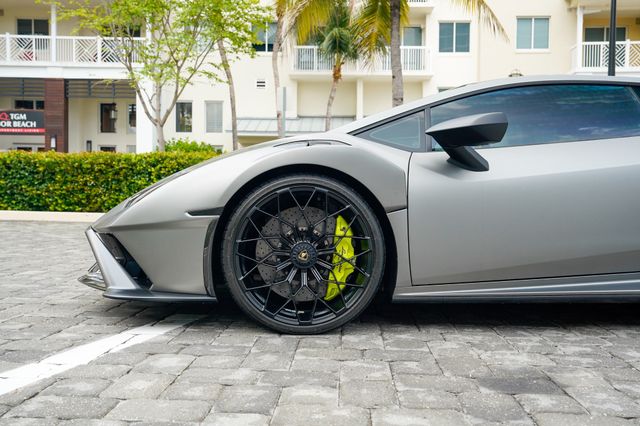 2024 Lamborghini Huracan STO Coupe - 23059285 - 12