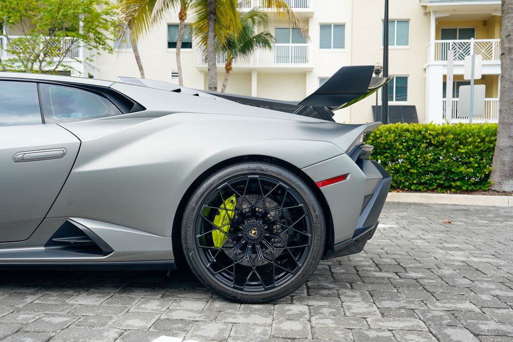 2024 Lamborghini Huracan STO Coupe - 23059285 - 15