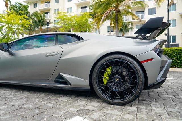 2024 Lamborghini Huracan STO Coupe - 23059285 - 17