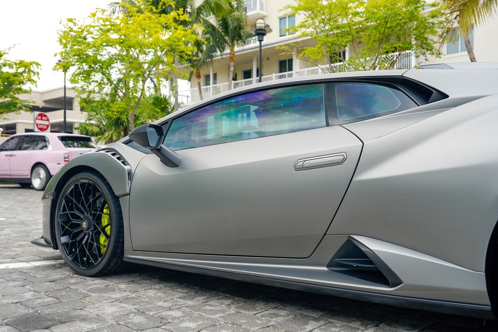 2024 Lamborghini Huracan STO Coupe - 23059285 - 18