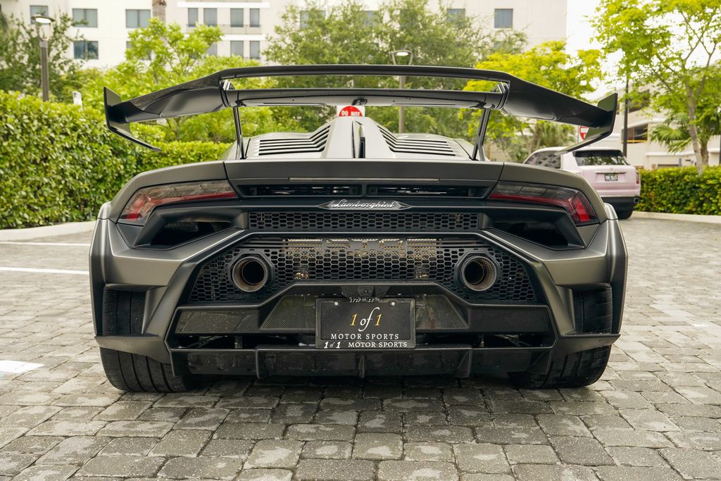 2024 Lamborghini Huracan STO Coupe - 23059285 - 24