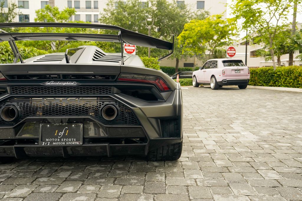 2024 Lamborghini Huracan STO Coupe - 23059285 - 25
