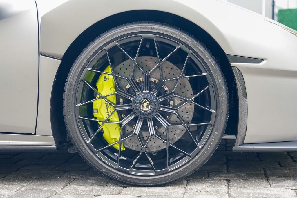 2024 Lamborghini Huracan STO Coupe - 23059285 - 34