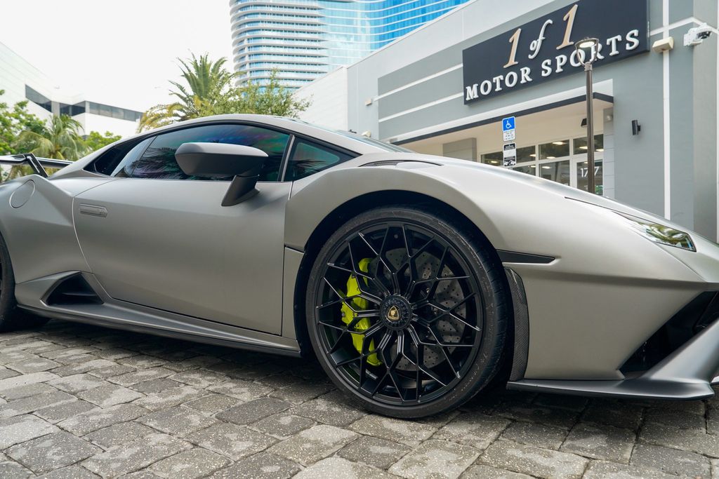 2024 Lamborghini Huracan STO Coupe - 23059285 - 35