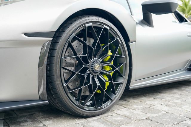 2024 Lamborghini Huracan STO Coupe - 23059285 - 44
