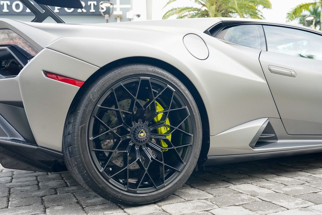 2024 Lamborghini Huracan STO Coupe - 23059285 - 57