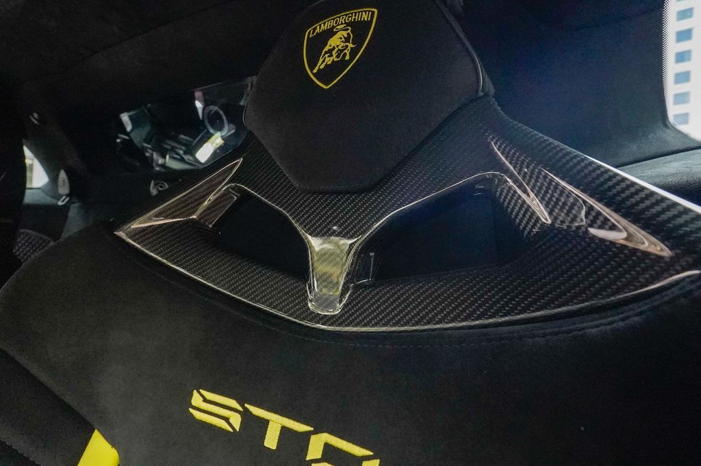 2024 Lamborghini Huracan STO Coupe - 23059285 - 68