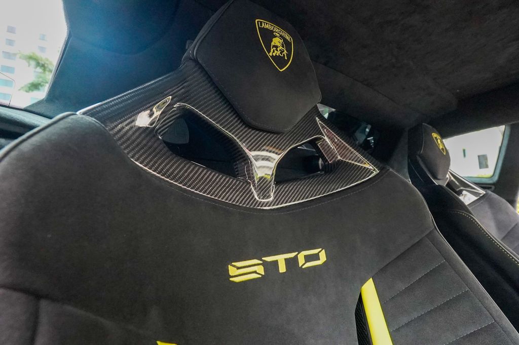 2024 Lamborghini Huracan STO Coupe - 23059285 - 91