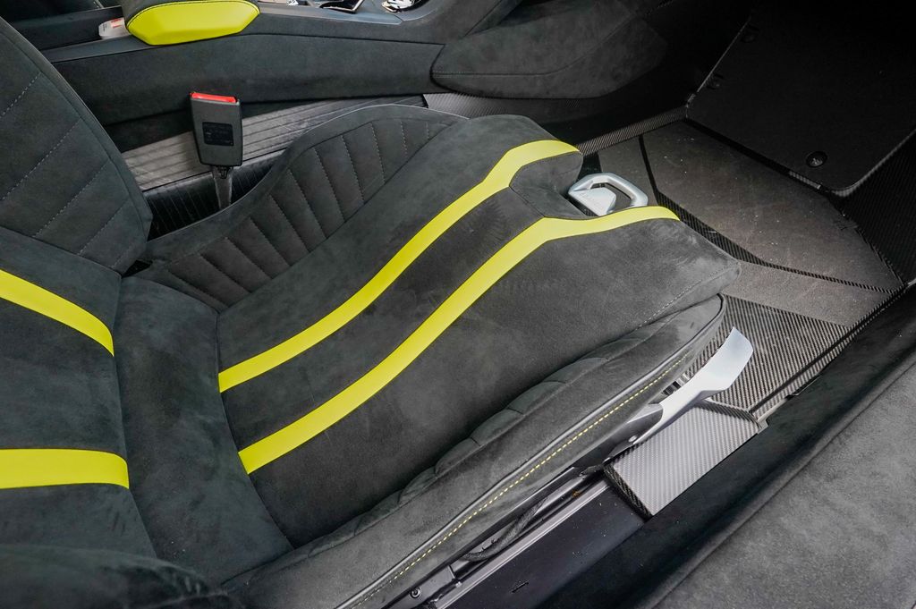 2024 Lamborghini Huracan STO Coupe - 23059285 - 92