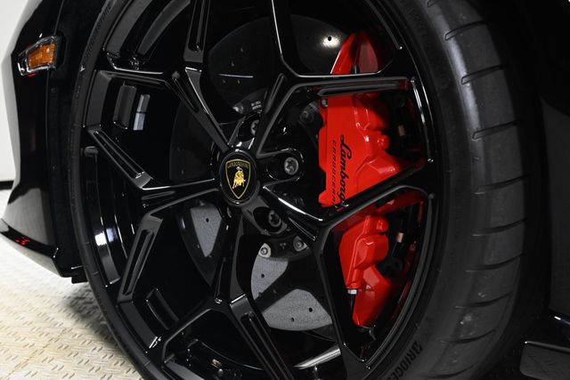 2024 Lamborghini Revuelto Base - 22838494 - 23