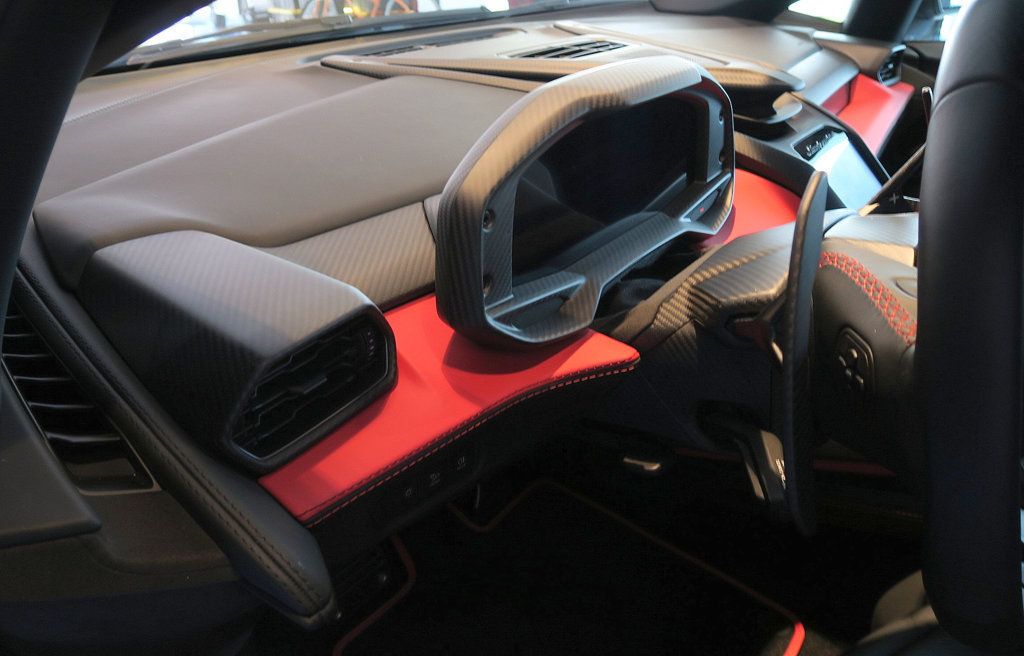 2024 Lamborghini Revuelto photo 12