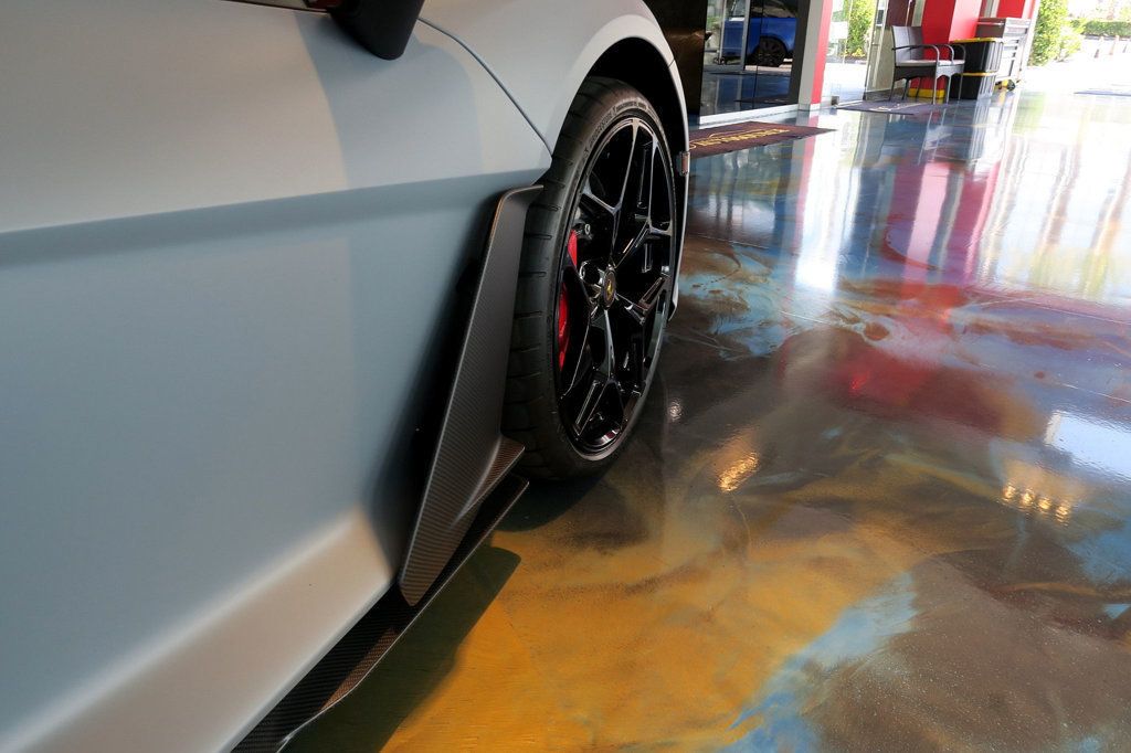 2024 Lamborghini Revuelto photo 17