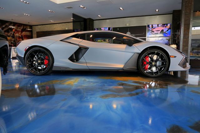 2024 Lamborghini Revuelto Coupe - 22899506 - 1