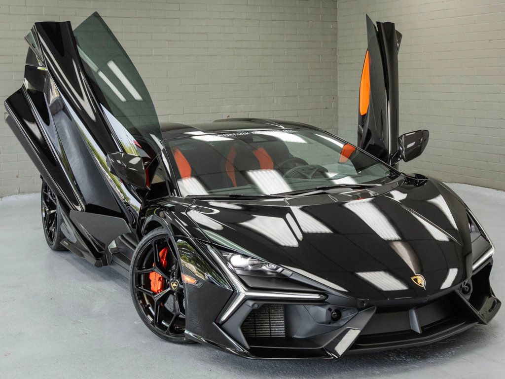2024 Lamborghini Revuelto photo 10