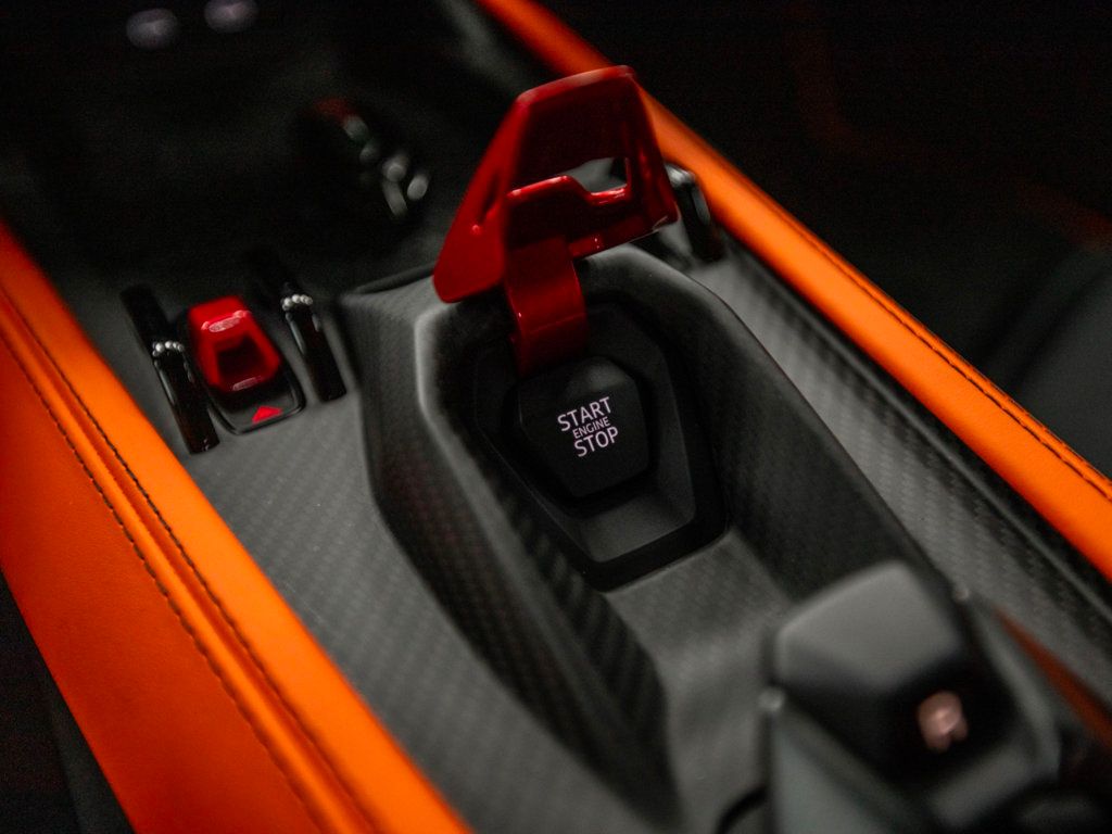 2024 Lamborghini Revuelto photo 32