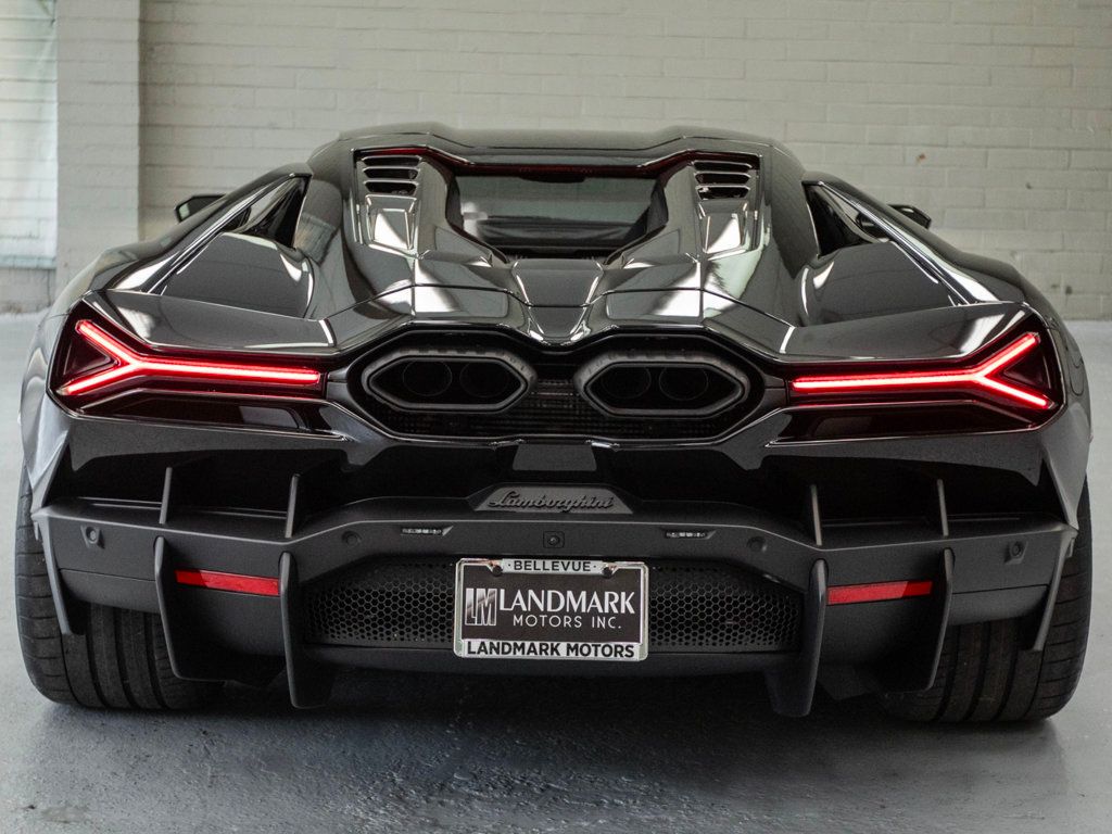 2024 Lamborghini Revuelto photo 37