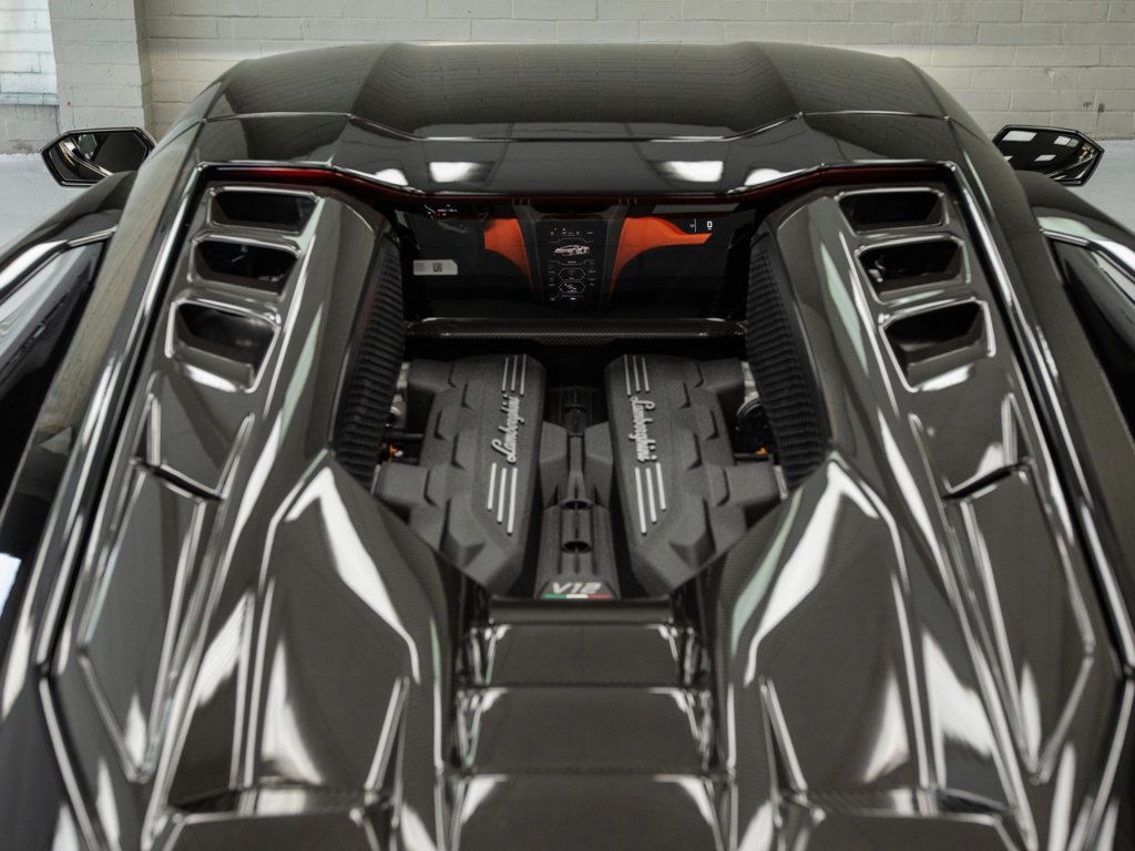 2024 Lamborghini Revuelto photo 45