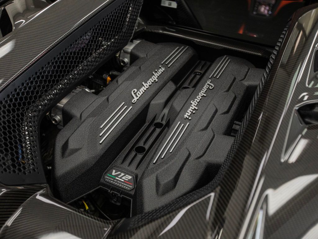 2024 Lamborghini Revuelto photo 47