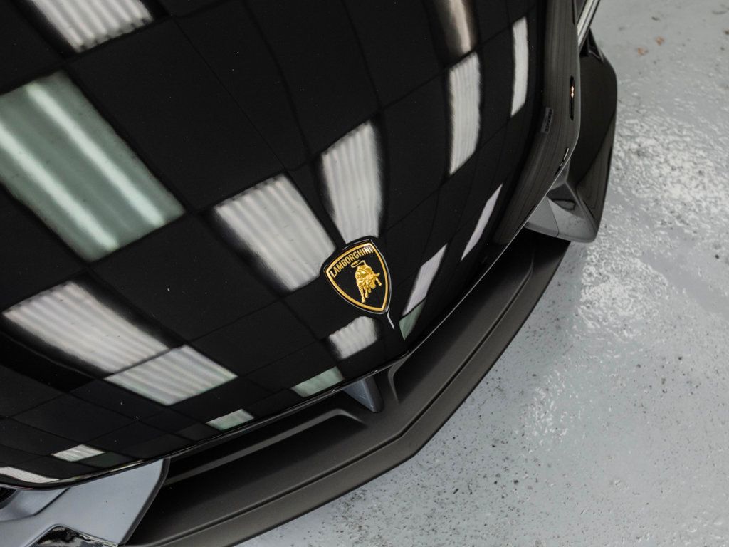 2024 Lamborghini Revuelto photo 7