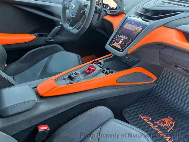 2024 Lamborghini Revuelto Coupe - 22974937 - 2