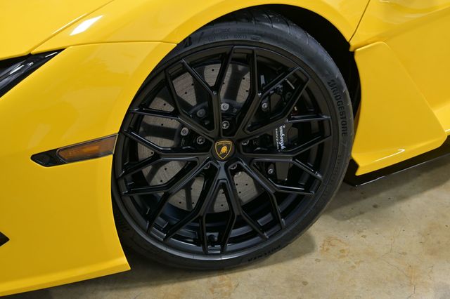 2024 Lamborghini Revuelto Coupe - 23015796 - 1