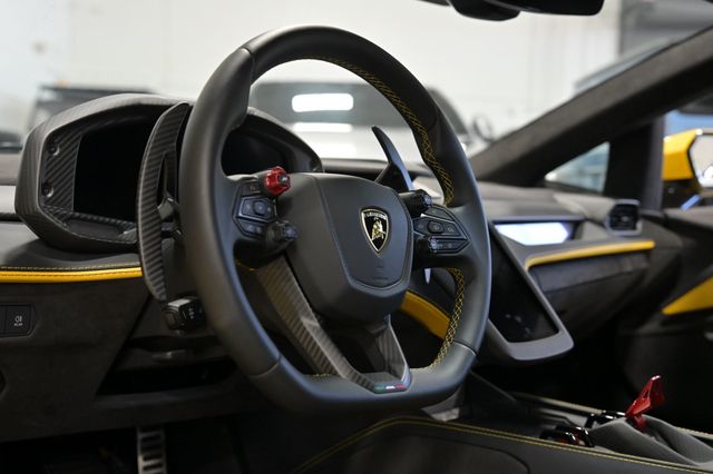 2024 Lamborghini Revuelto Coupe - 23015796 - 29