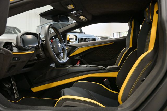 2024 Lamborghini Revuelto Coupe - 23015796 - 36