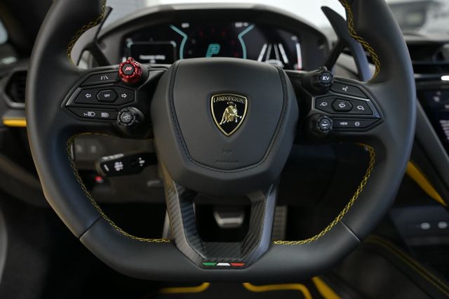 2024 Lamborghini Revuelto Coupe - 23015796 - 44