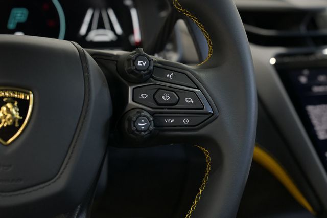 2024 Lamborghini Revuelto Coupe - 23015796 - 46