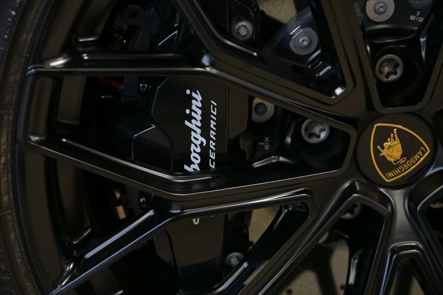 2024 Lamborghini Revuelto Coupe - 23015796 - 69