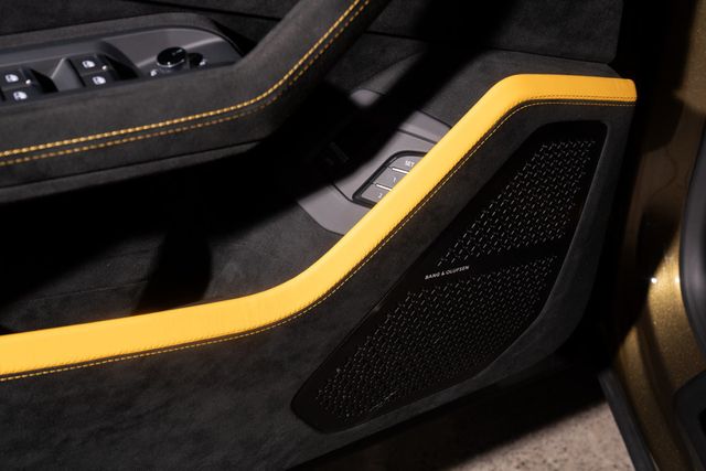 2024 Lamborghini Urus Performante AWD - 23054095 - 14
