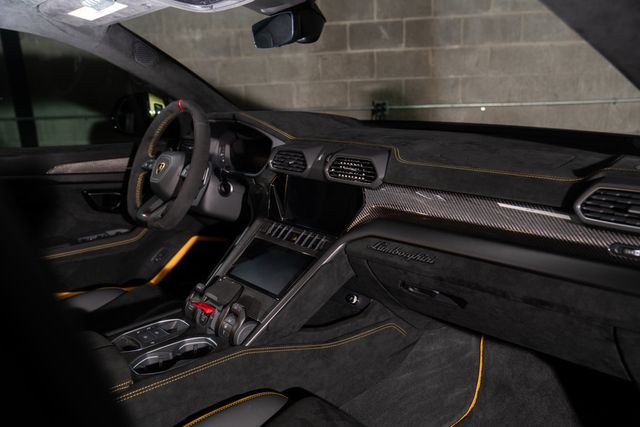 2024 Lamborghini Urus Performante AWD - 23054095 - 16