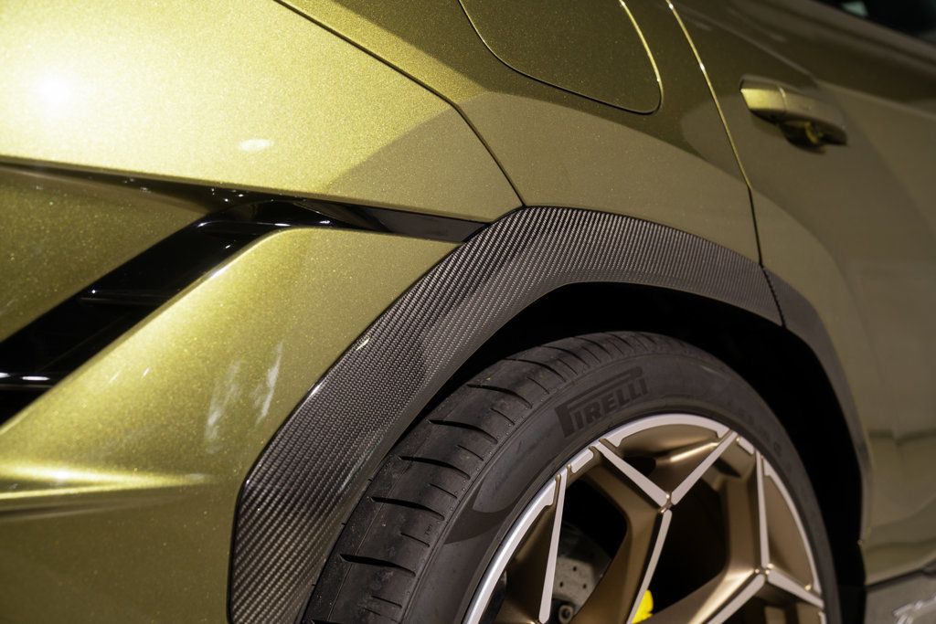 Lamborghini URUS photo 54