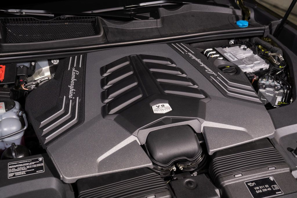 Lamborghini URUS photo 60