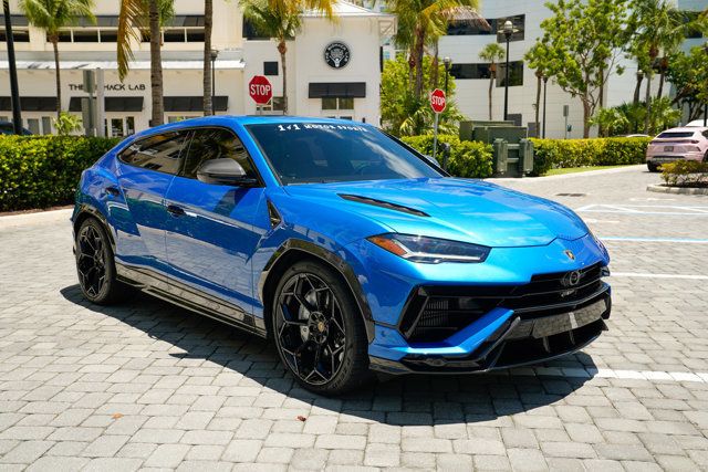2024 Lamborghini Urus Performante photo 11