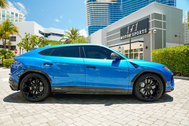 2024 Lamborghini Urus Performante photo 15