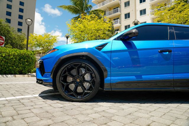 2024 Lamborghini Urus Performante photo 34