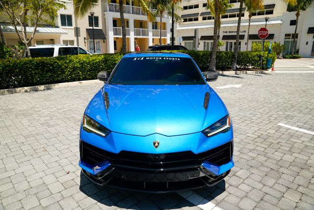 2024 Lamborghini Urus Performante photo 4