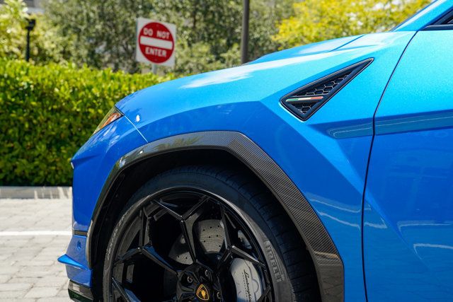 2024 Lamborghini Urus Performante photo 42