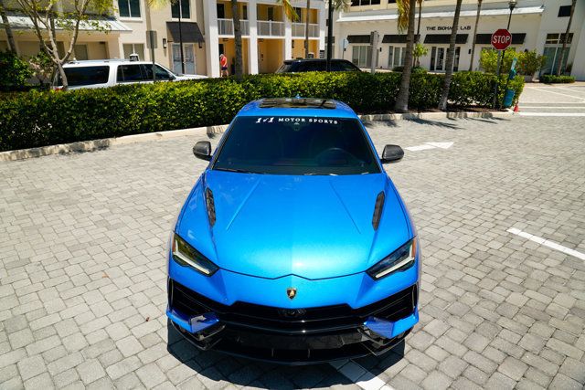 2024 Lamborghini Urus Performante photo 5
