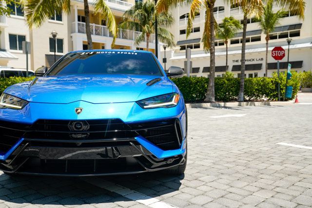 2024 Lamborghini Urus Performante photo 6