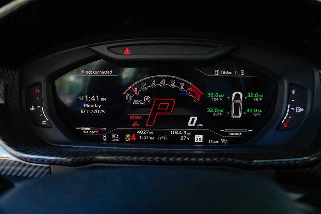 2024 Lamborghini Urus Performante photo 64
