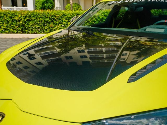 2024 Lamborghini Urus Performante AWD - 22924823 - 40