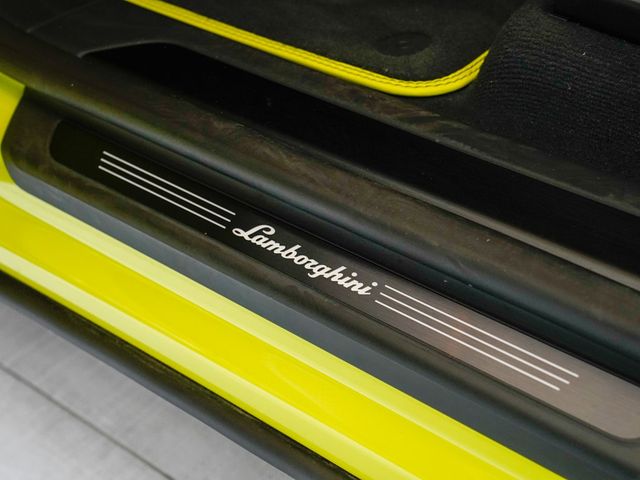 2024 Lamborghini Urus Performante AWD - 22924823 - 57