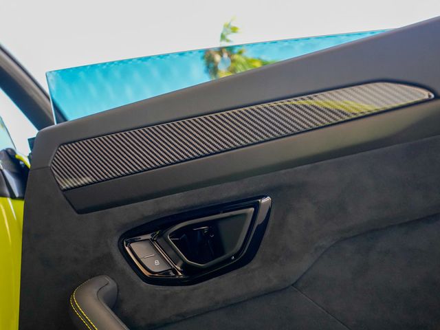 2024 Lamborghini Urus Performante AWD - 22924823 - 94