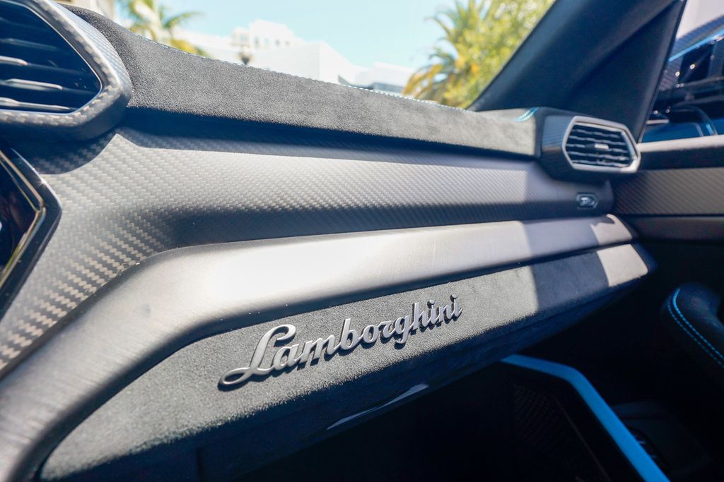 2024 Lamborghini Urus Performante AWD - 23079176 - 76