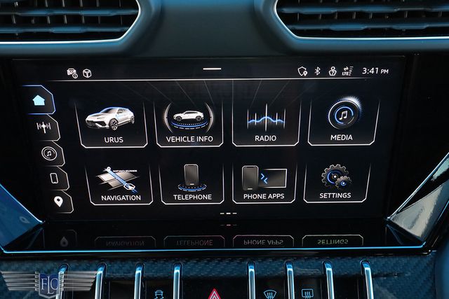 2024 Lamborghini Urus Performante AWD - 23012668 - 29